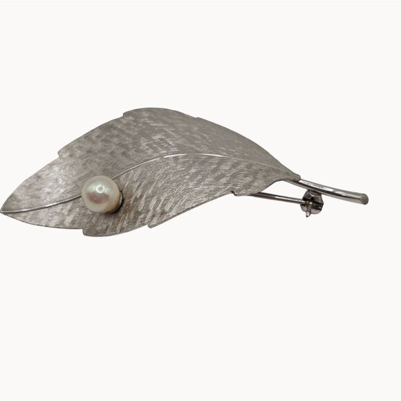 Krementz VTG Brooch Brushed SilverTone Leaf Boho Cottagecore FauxPearl Fairycore - Picture 8 of 15